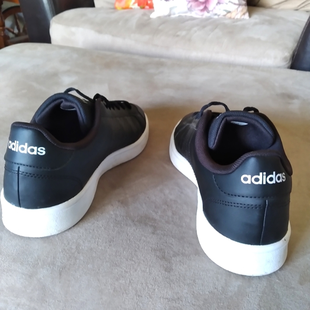 Men's Adidas, size 10, black and white